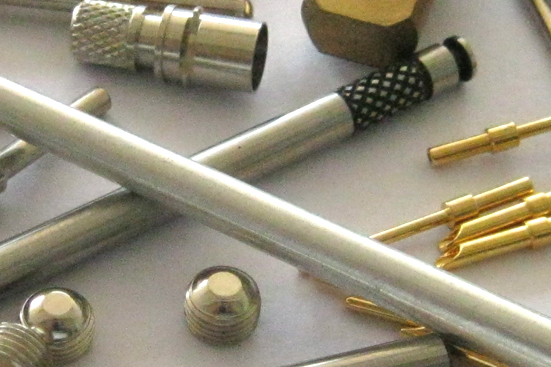 微(wēi)型五金表麵化學拋光